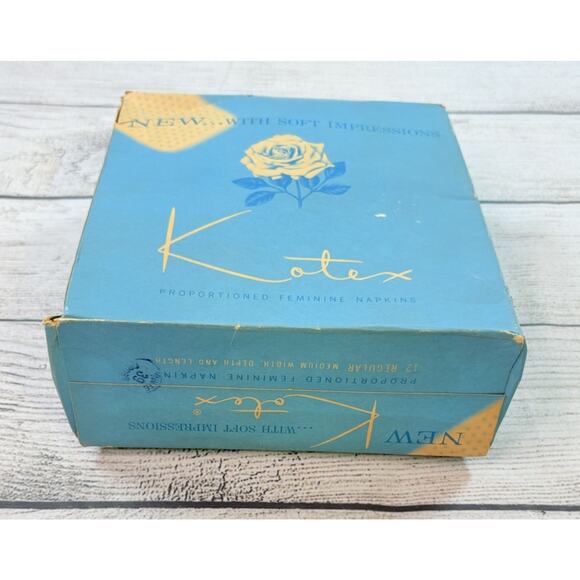 Vintage 1959 Kotex Feminine Pads Napkins 1 Box of 12 Unused Prop - Picture 4 of 10